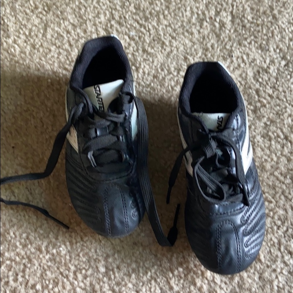 Soccer cleats